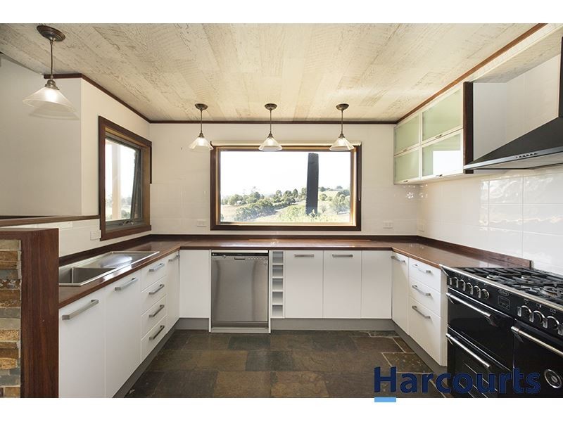 110 Mason Road, Jindivick VIC 3818