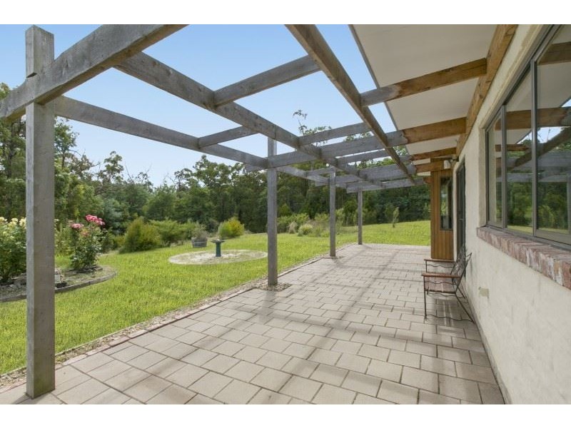 2 Ash Grove, Rokeby VIC 3821