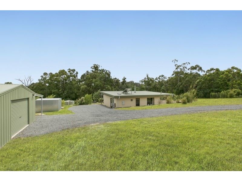 2 Ash Grove, Rokeby VIC 3821