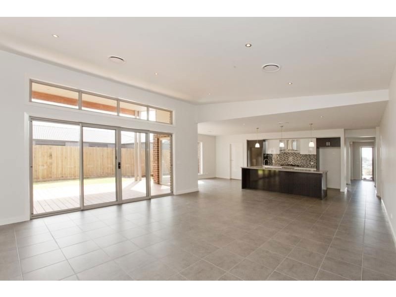 4 Paulan Court, Warragul VIC 3820