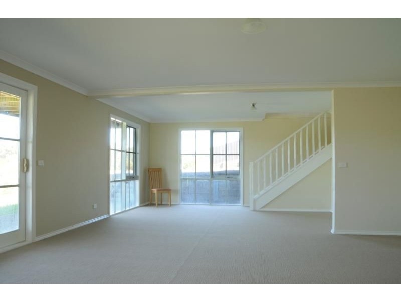 30 Colli Drive, Newborough VIC 3825