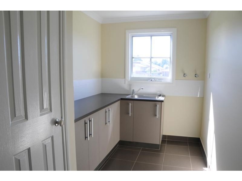 30 Colli Drive, Newborough VIC 3825