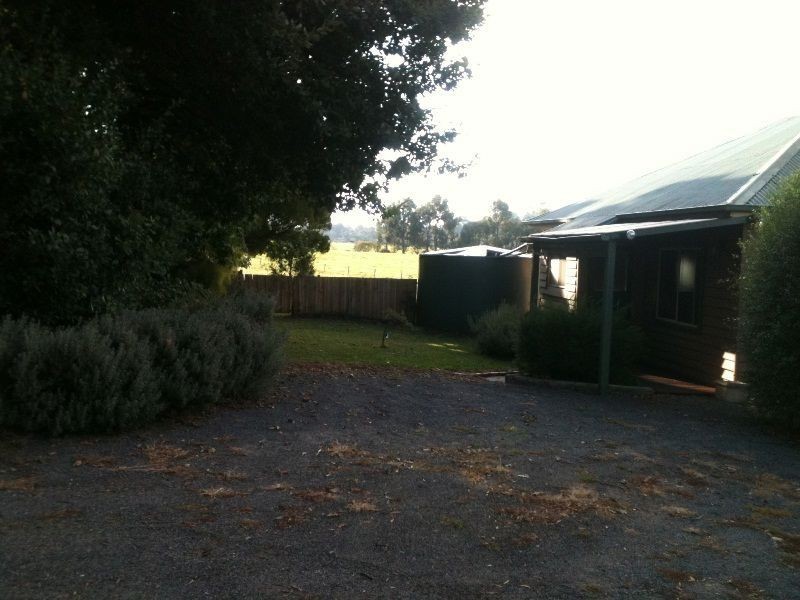 70 Kelly Road, Athlone VIC 3818