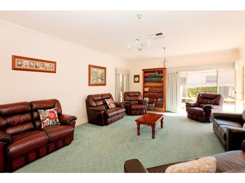 12 Dawson Drive, Warragul VIC 3820