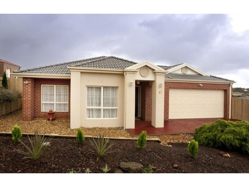 17 Munro Street, Warragul VIC 3820