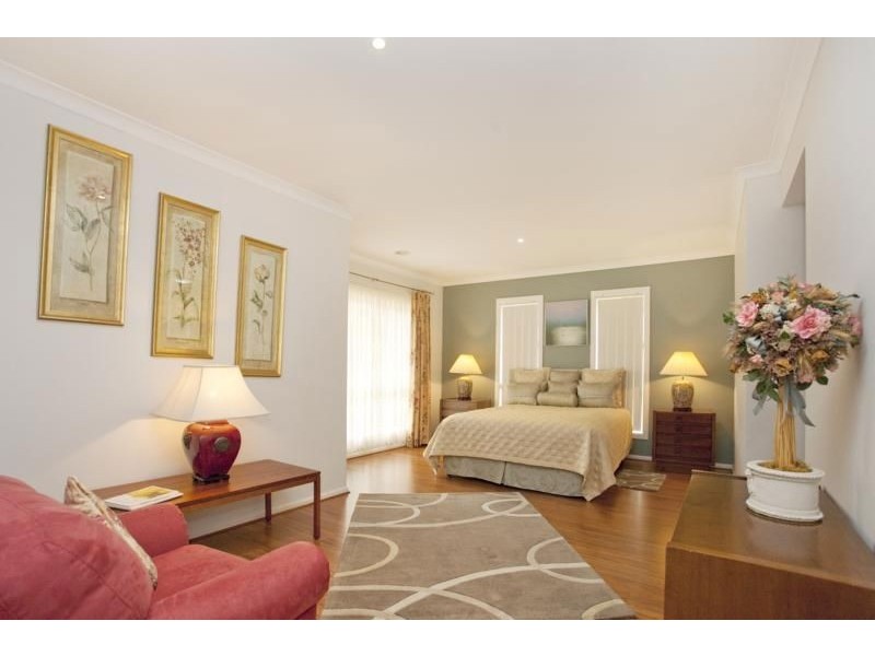 17 Munro Street, Warragul VIC 3820