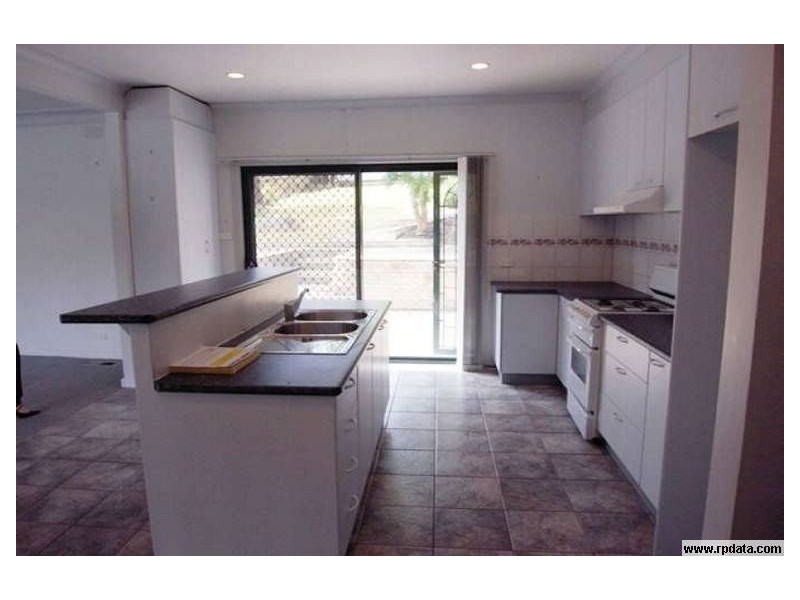 76 Bowen Street, Warragul VIC 3820