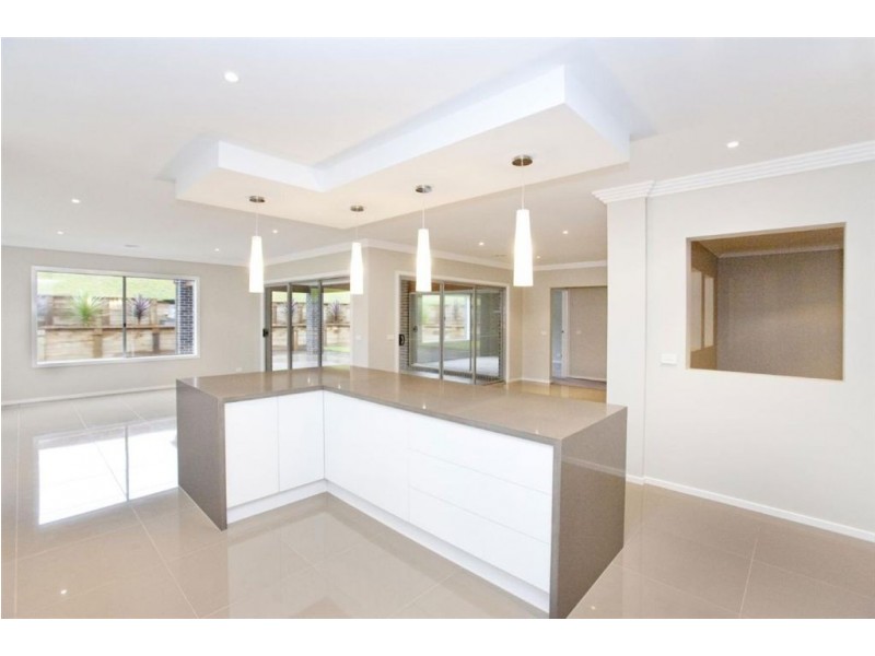 37 Glendon Drive, Warragul VIC 3820