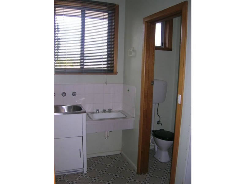 2/28 Windsor Avenue, Warragul VIC 3820