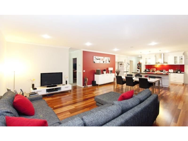 65 Windhaven Drive, Warragul VIC 3820