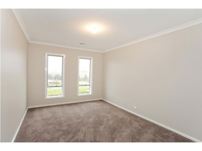 37 Glendon Drive, Warragul VIC 3820