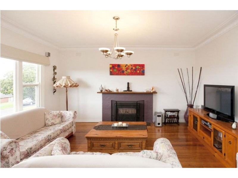 27 Lilleys Road, Warragul VIC 3820