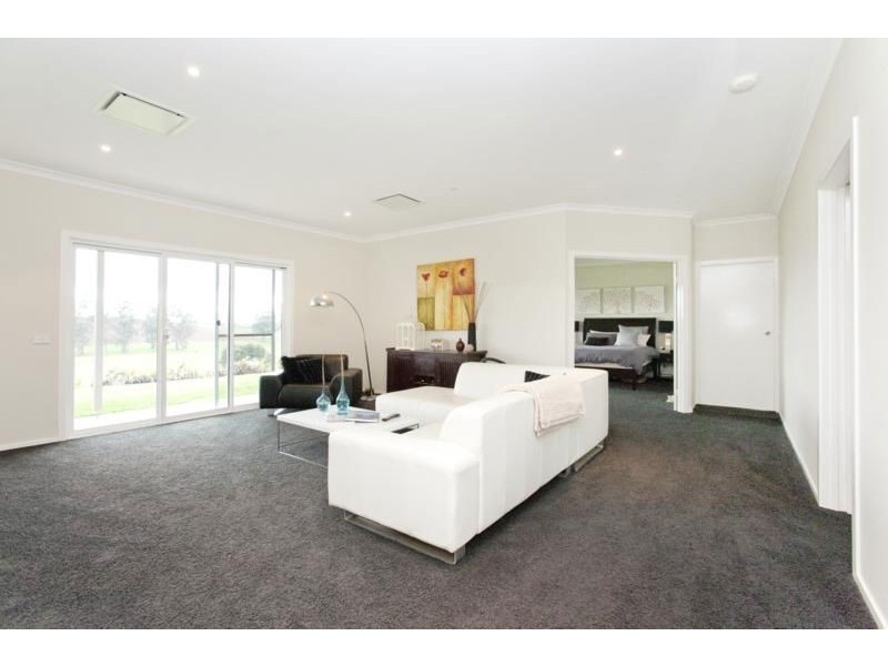 165 East West Road, Warragul VIC 3820