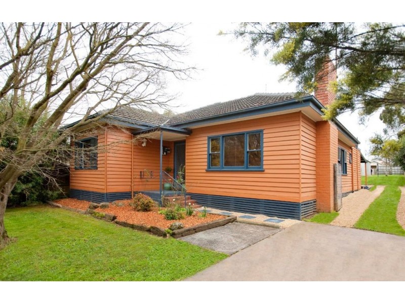 9 Normanby Street, Warragul VIC 3820