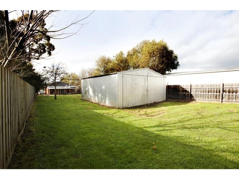9 Normanby Street, Warragul VIC 3820