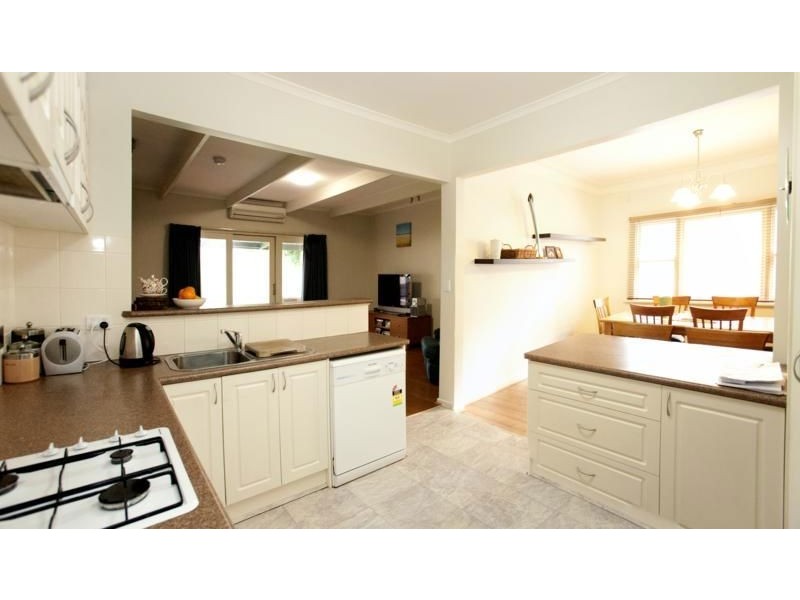 9 Normanby Street, Warragul VIC 3820