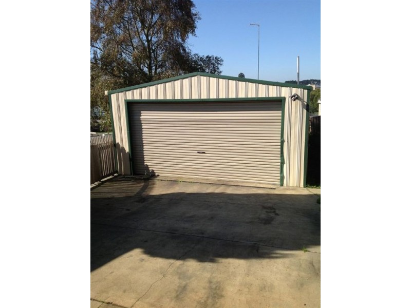 22 North Road, Warragul VIC 3820