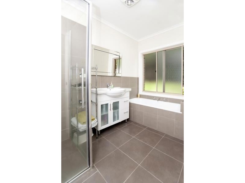 30 Moroka Drive, Warragul VIC 3820