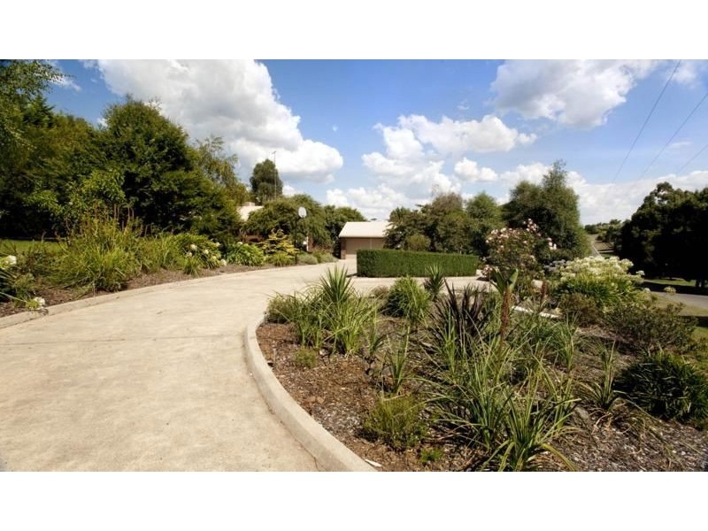 30 Moroka Drive, Warragul VIC 3820