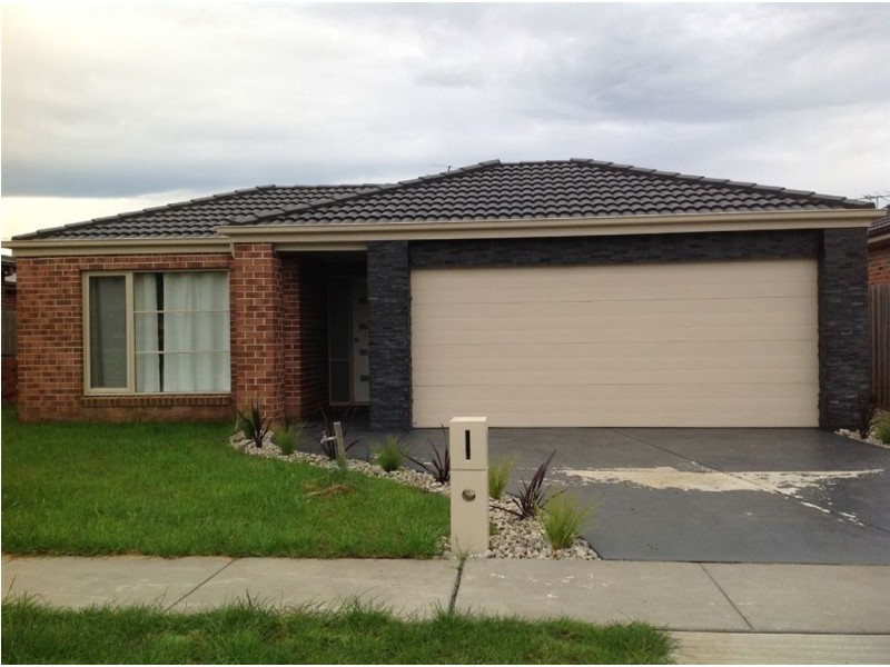 9 Vincent Boulevard, Trafalgar VIC 3824