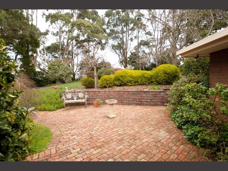 33 Walnut Road, Trafalgar South VIC 3824