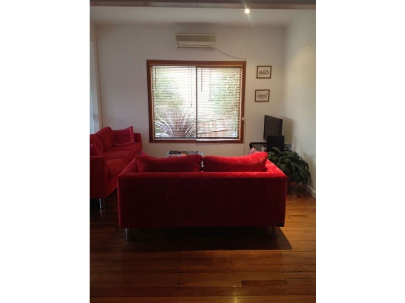 33 Charles Street, Warragul VIC 3820