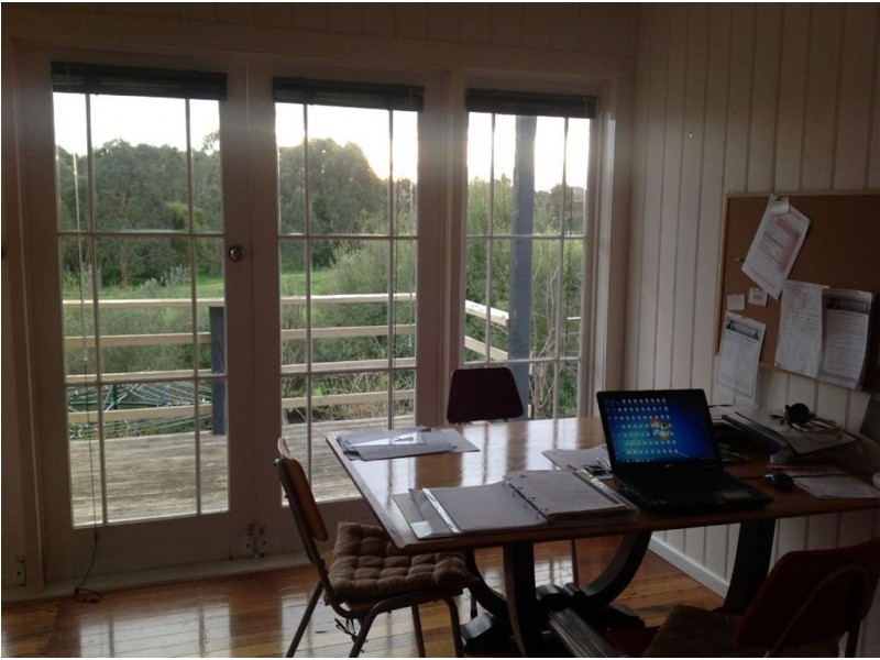 33 Charles Street, Warragul VIC 3820