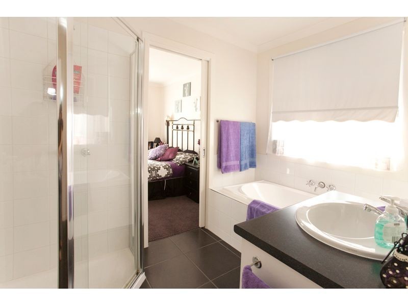1 Wisteria Drive, Yarragon VIC 3823
