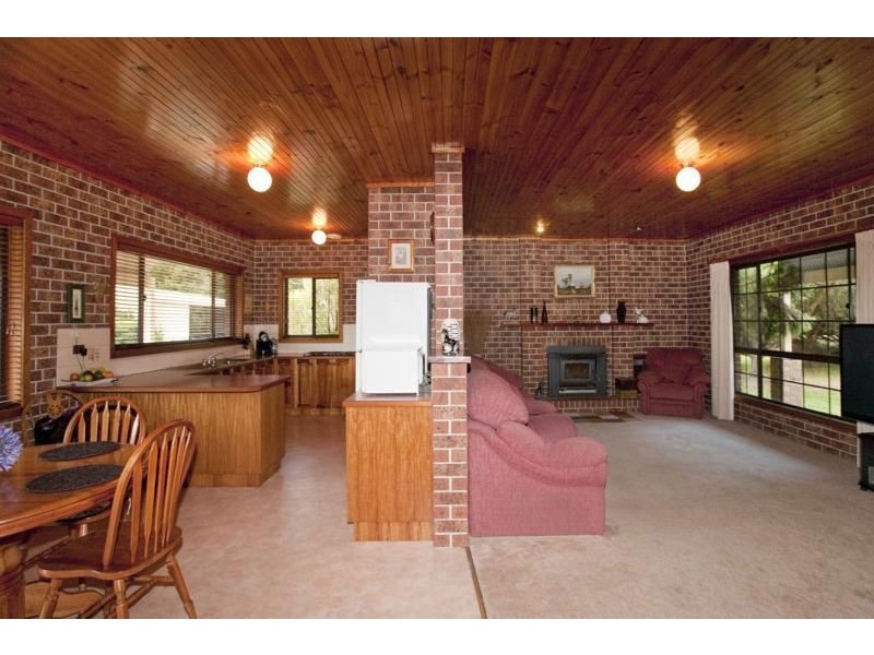 153 Darnum Shady Creek Road, Darnum VIC 3822