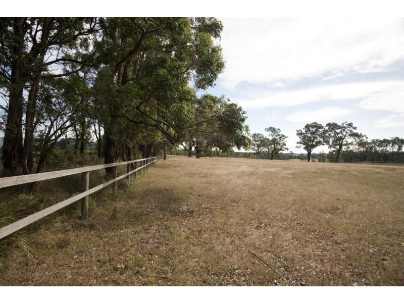 153 Darnum Shady Creek Road, Darnum VIC 3822