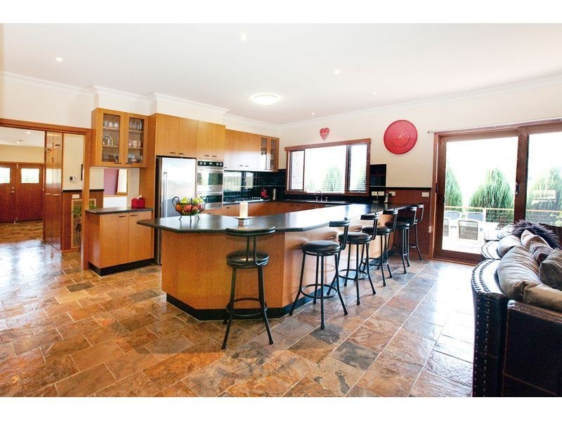 6 Kookaburra Court, Warragul VIC 3820
