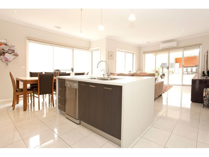 10 Friend Street, Warragul VIC 3820