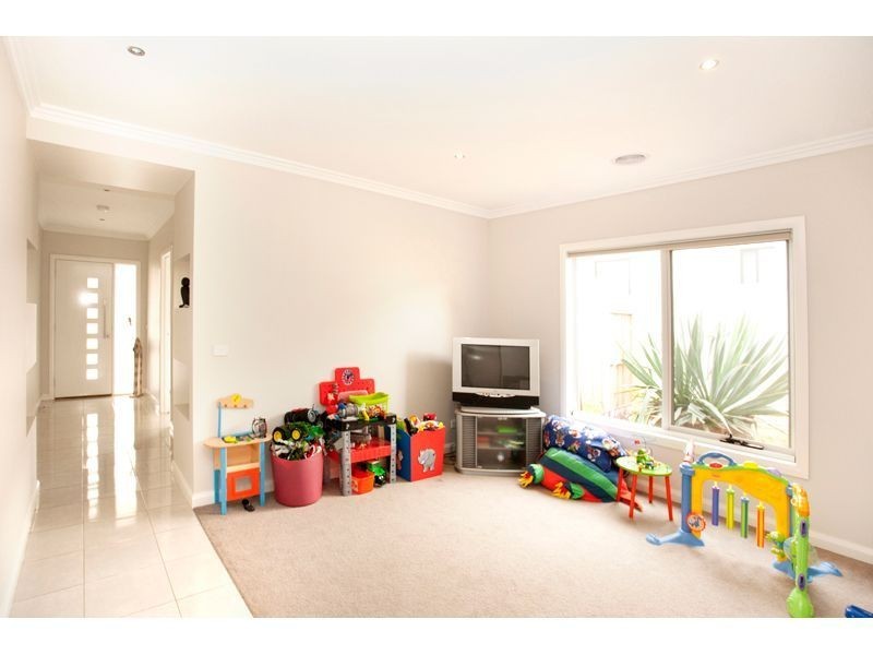 10 Friend Street, Warragul VIC 3820