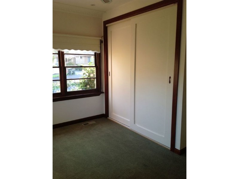 5 Nobel Street, Warragul VIC 3820