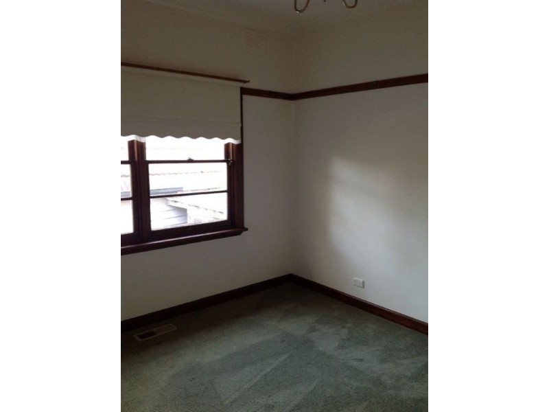 5 Nobel Street, Warragul VIC 3820