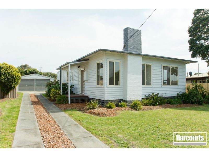 32 Marshall Avenue, Moe VIC 3825