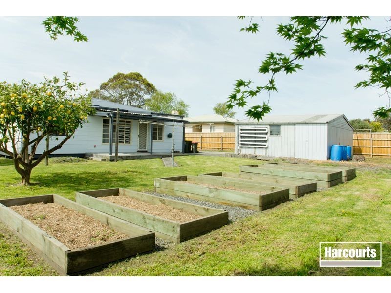 32 Marshall Avenue, Moe VIC 3825