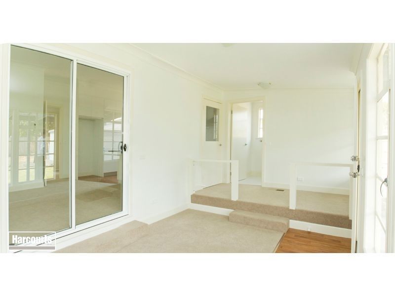 32 Marshall Avenue, Moe VIC 3825