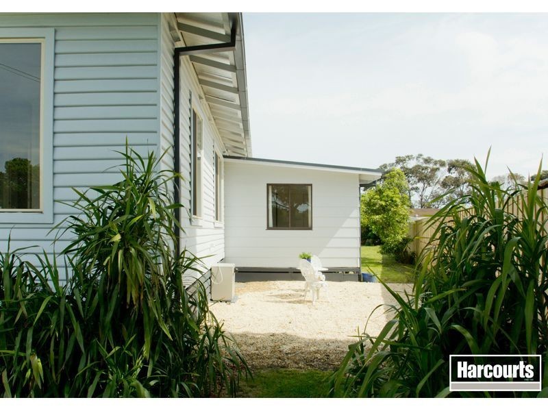 32 Marshall Avenue, Moe VIC 3825