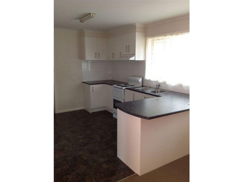 1/28 Windsor Avenue, Warragul VIC 3820