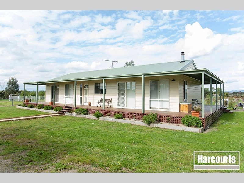 19 Gordons Road, Yarragon VIC 3823