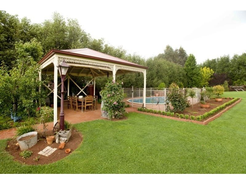 9 Bella Vista Drive, Warragul VIC 3820