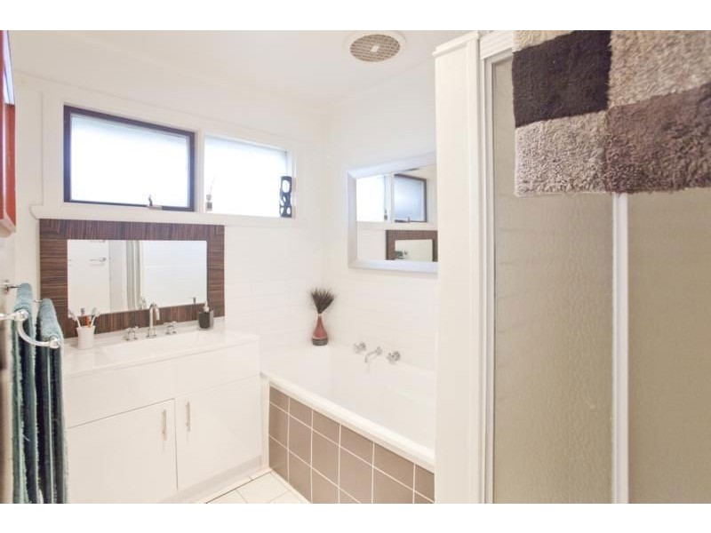 87 North Road, Warragul VIC 3820