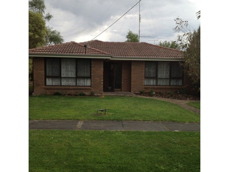 14 Alexander Street, Warragul VIC 3820