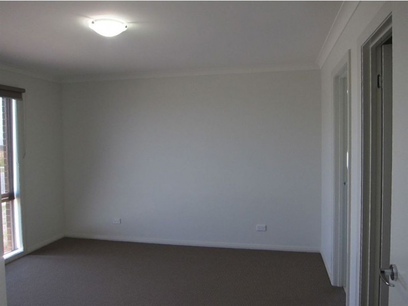 59 Vincent Boulevard, Trafalgar VIC 3824