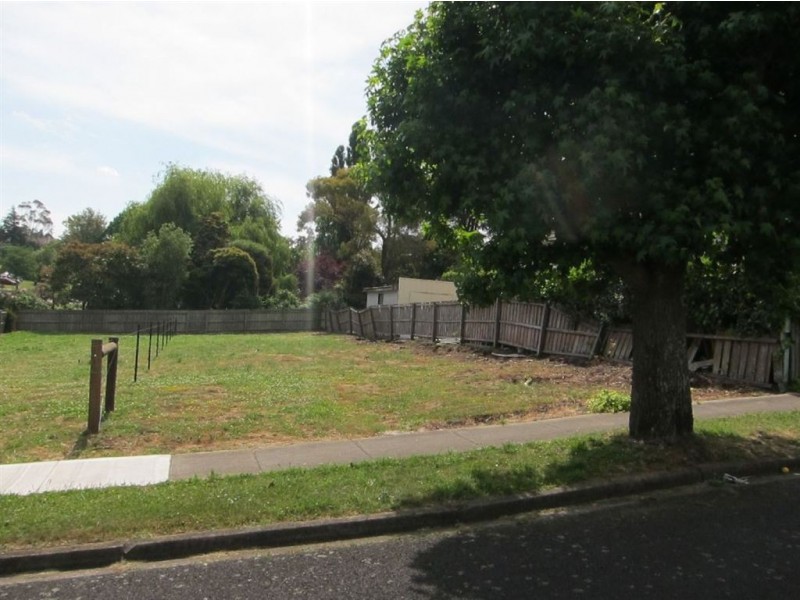 33 Kent Street, Warragul VIC 3820