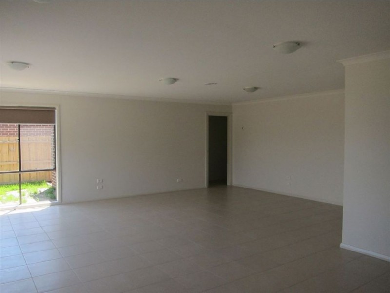 11 Elise Court, Trafalgar VIC 3824