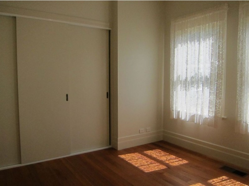 24 Witton Street, Warragul VIC 3820