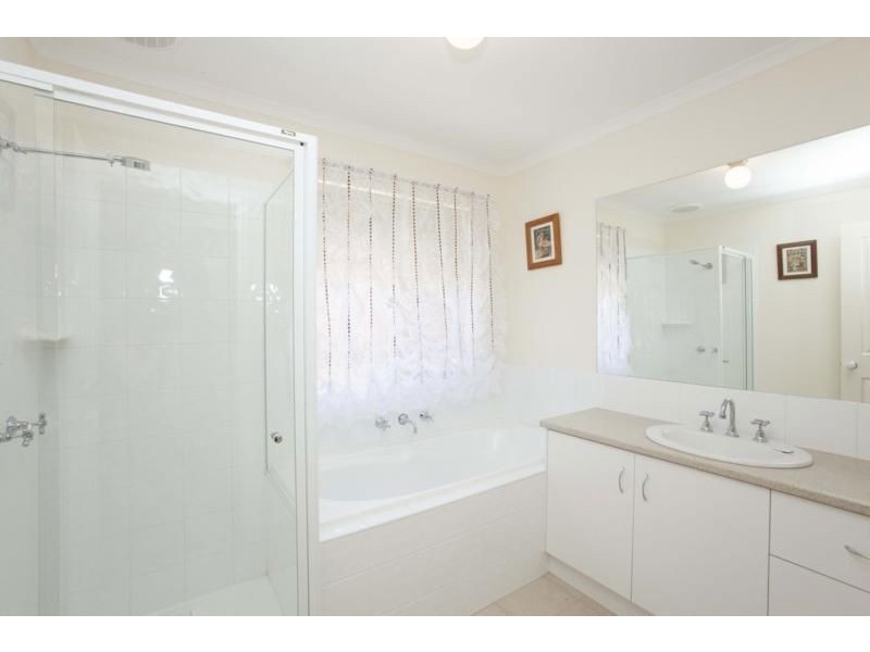 11 Tatterson Court, Warragul VIC 3820