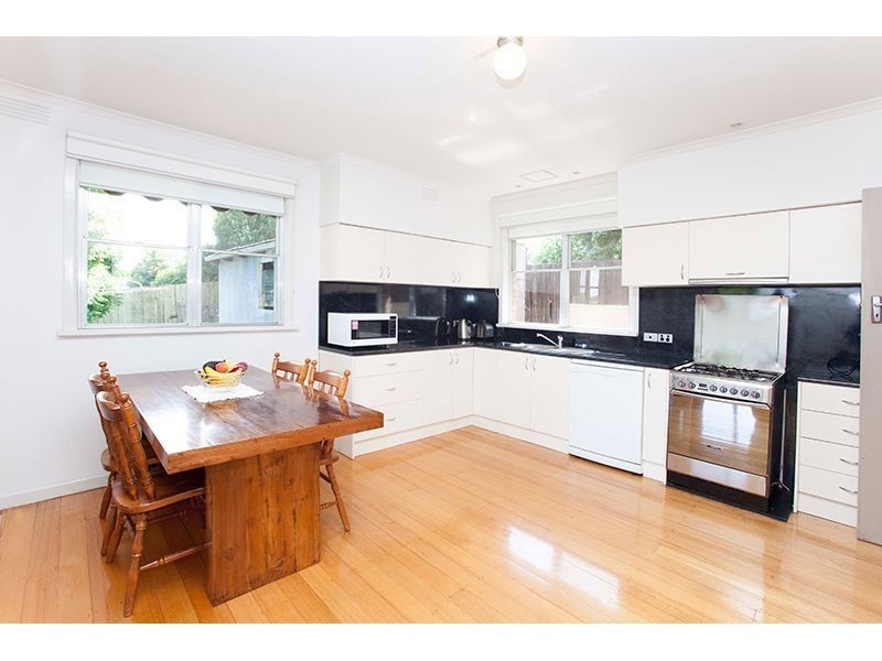 12 Penny Avenue, Warragul VIC 3820